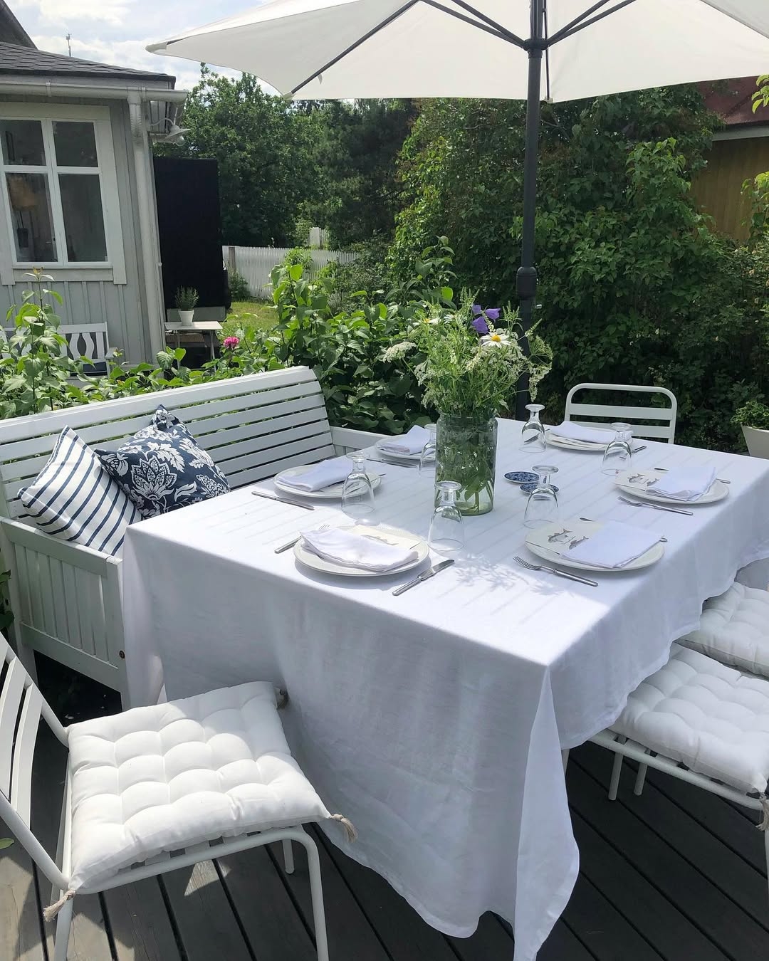 Outdoor dining area