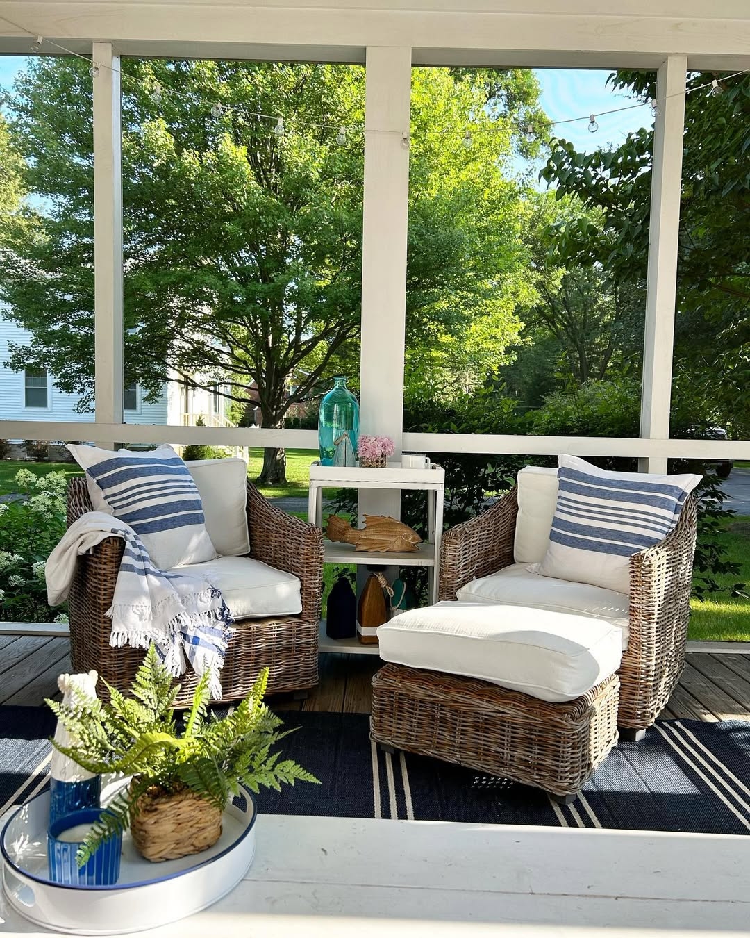 Summer front porch decor