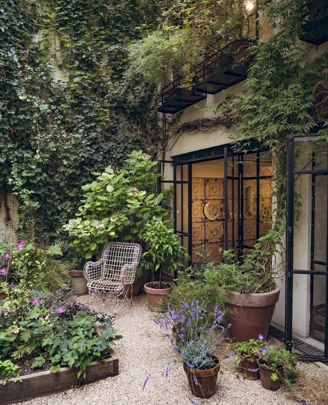 Vertical garden