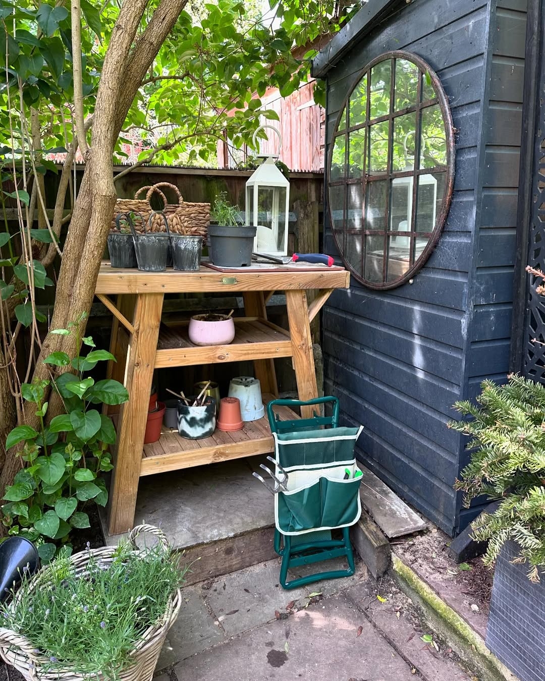 Garden mirror