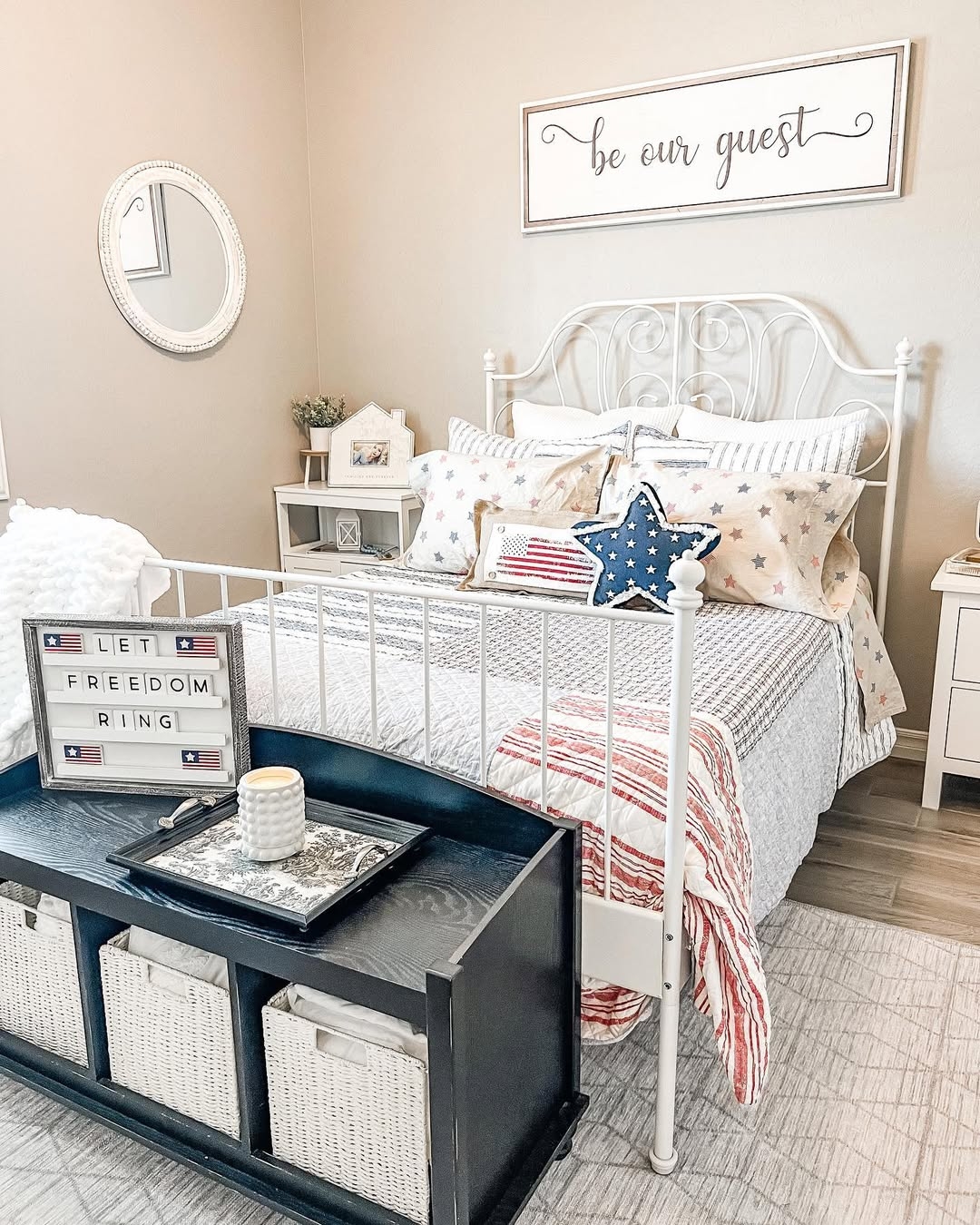 Patriotic accents